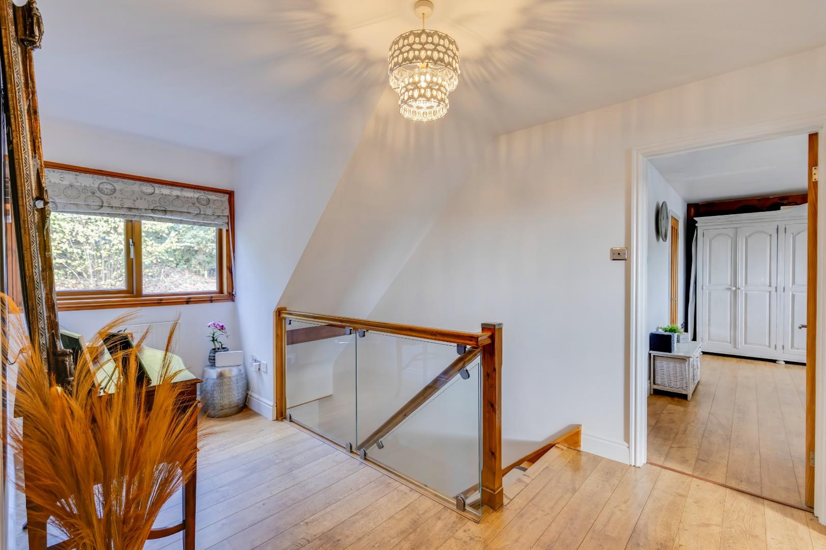 11 Oakmead Road, Llanharan, Pontyclun, Rhondda Cynon Taff, CF72 9FB